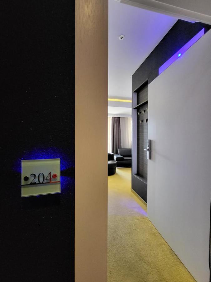 M Palace Apartment Budva