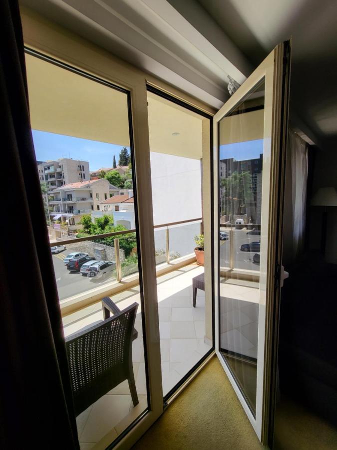 M Palace Budva