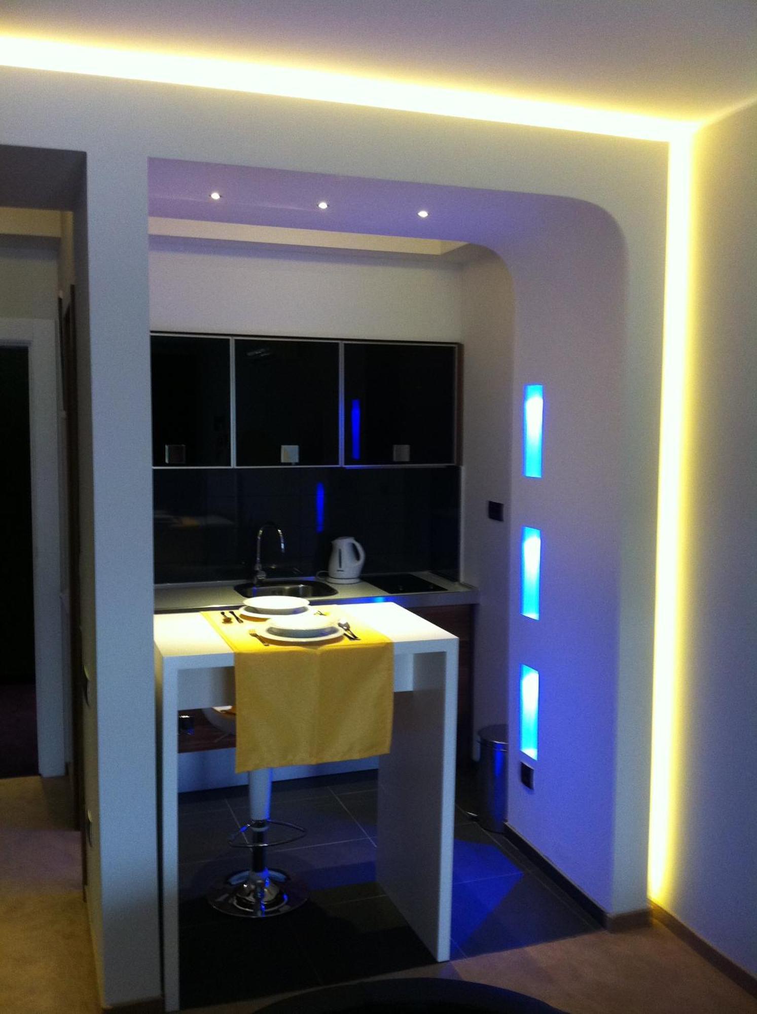 M Palace Apartment *